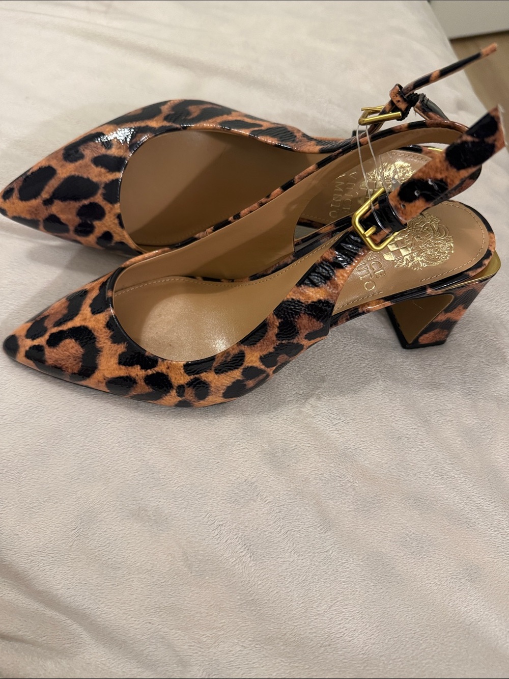 Vince Camuto NWT leopard pumps woman size 7